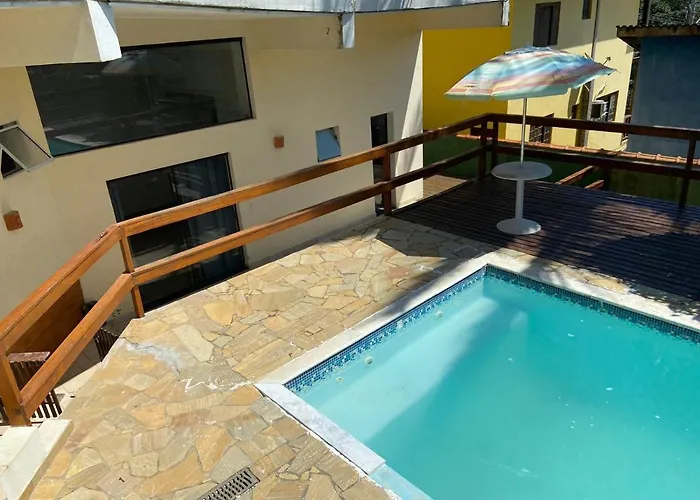 Casa Com Otima Localizacao